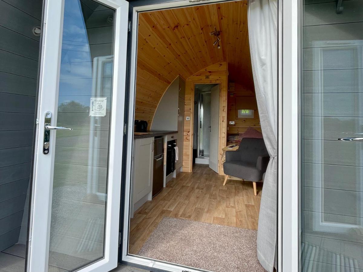 Waterpump Pod For 2 Adults With Ensuite In The Suffolk Countryside Badingham ภายนอก รูปภาพ