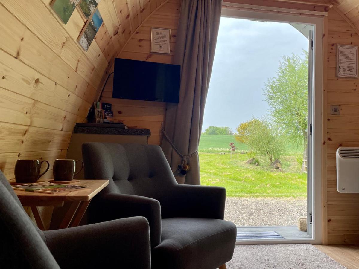 Waterpump Pod For 2 Adults With Ensuite In The Suffolk Countryside Badingham ภายนอก รูปภาพ